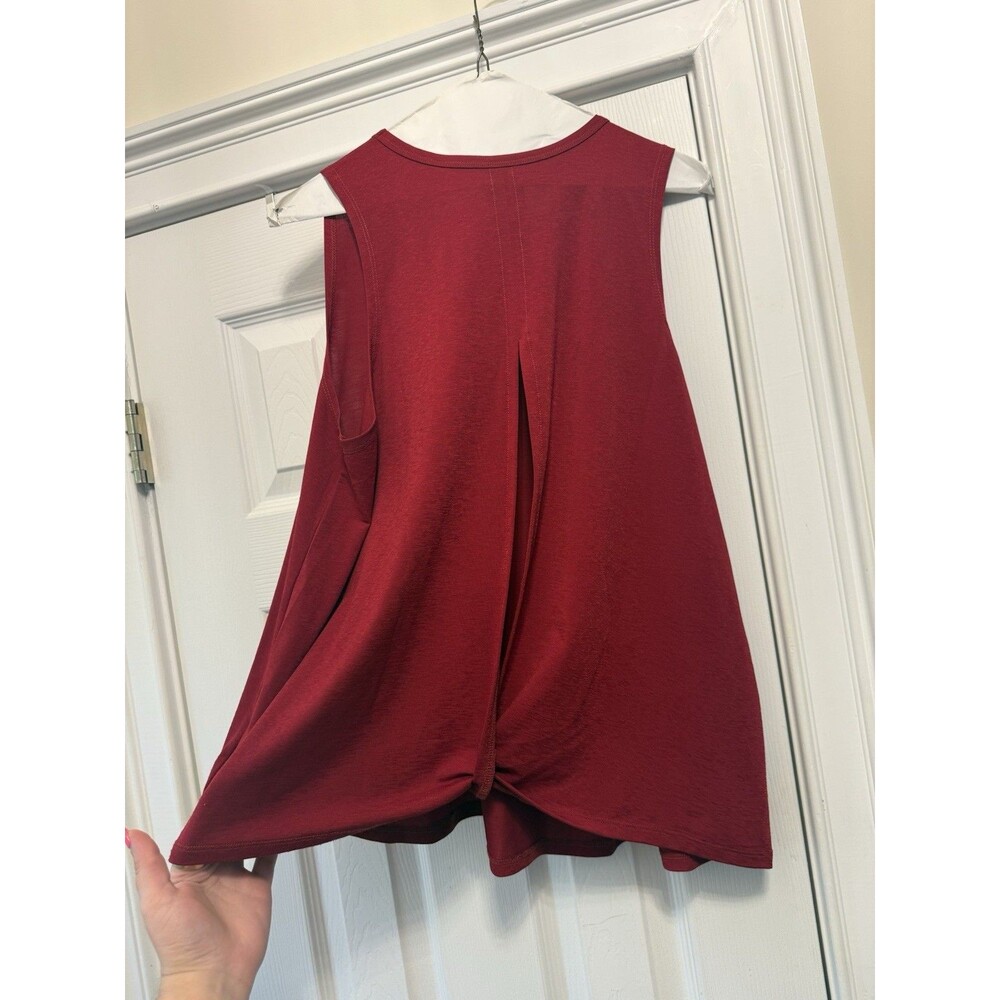 Betsey Johnson Performance Women’s Red Sleeveless Scoop Neck Open Back Tank XL - Picture 2 of 5